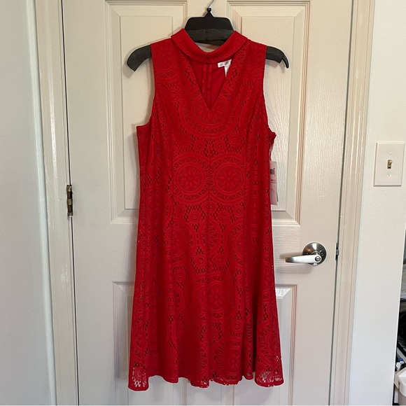 Sleeveless V Neck Lace Fit & Flare Dress W. Mock collar cocktail evening size 10 - Picture 2 of 7